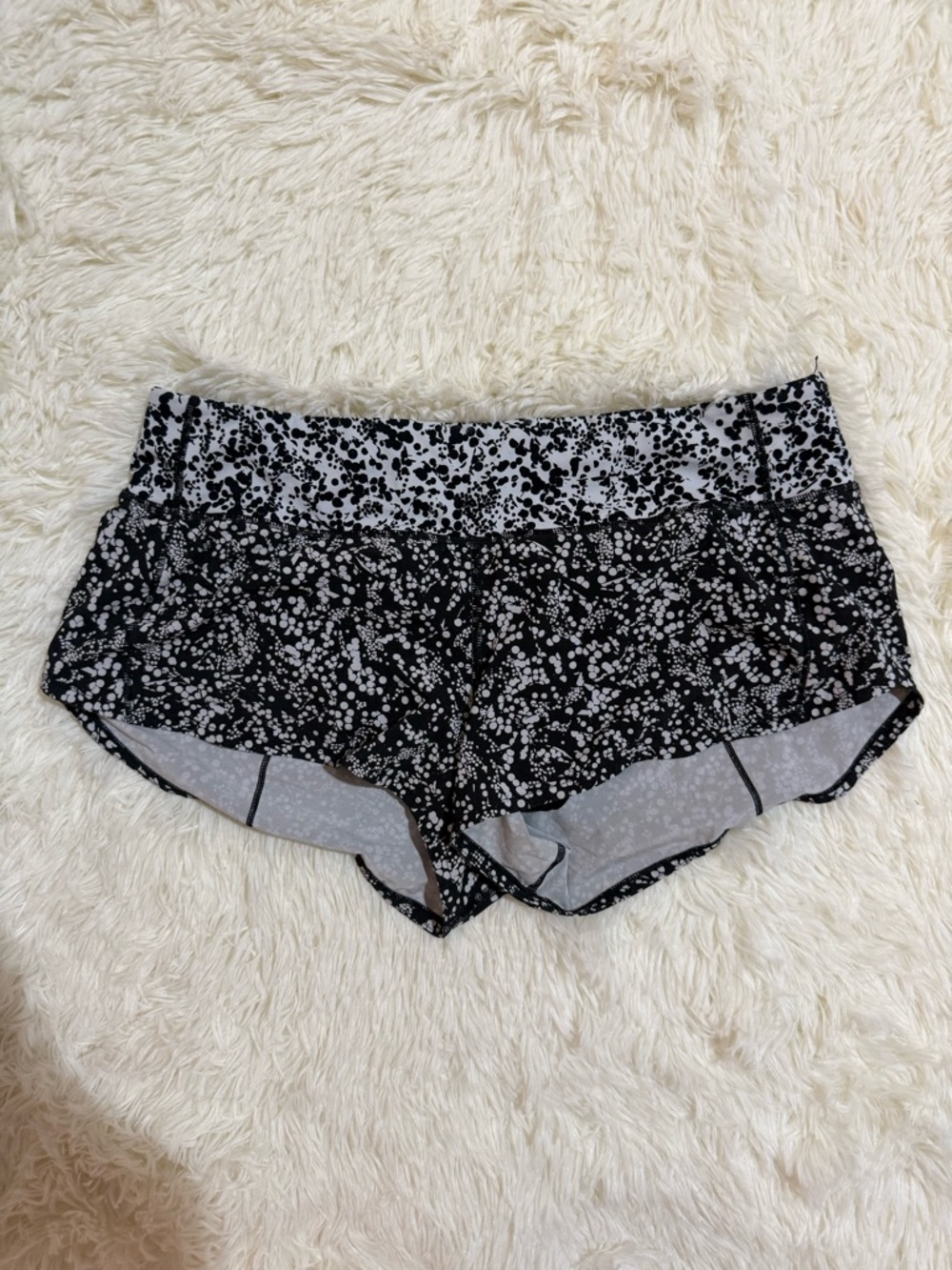 lululemon athletica shorts